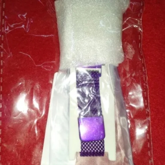 Buckle Magnetic Mesh Belt Diamond Quartz Watch - Picture 7 of 7